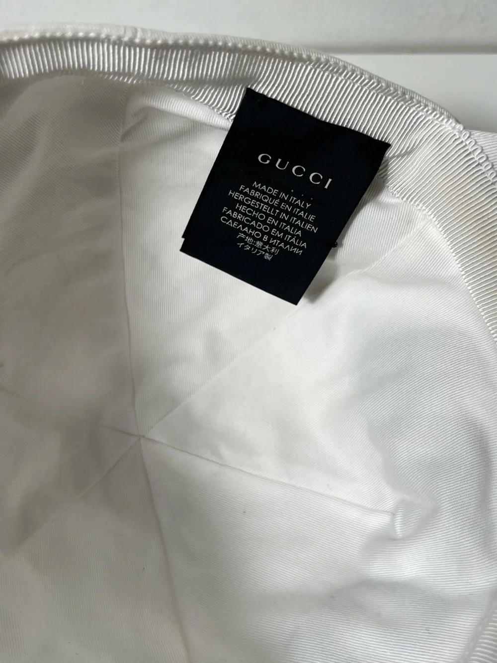 Gucci Fall Winter 2019/2020 Embroidered Logo Adjustable Baseball Cap Hat